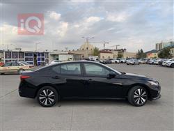 نيسان ألتيما